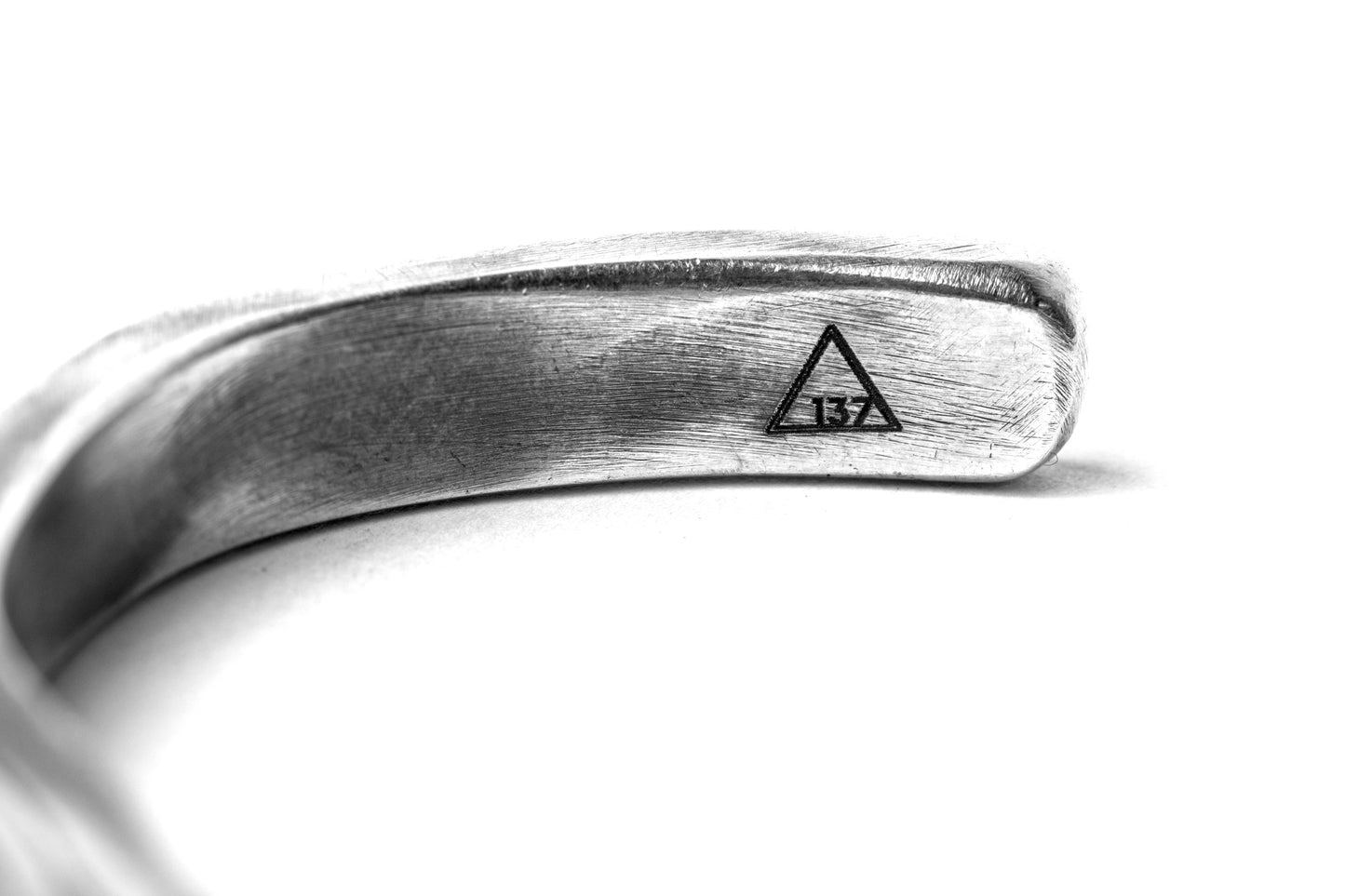 Abstract Cuff