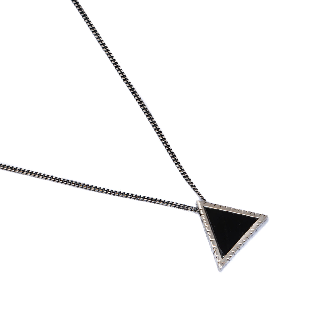 Onix Fire Triangle Necklace